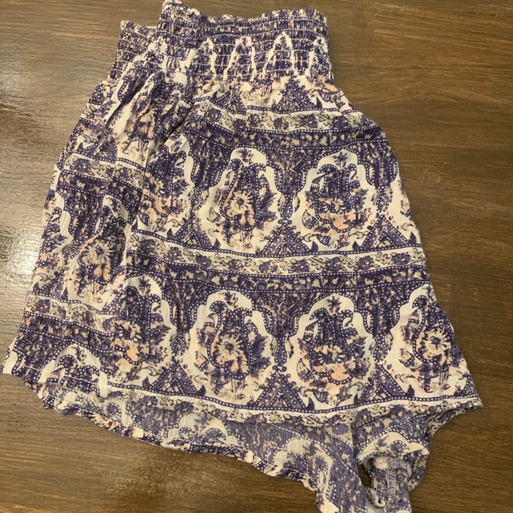 Patterned Flowy Shorts - image 1
